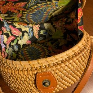 Like New • Boho Crossbody Straw Bag